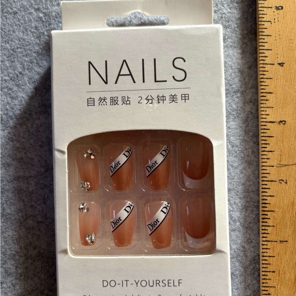 Nail Application Kit - Elegant Gray